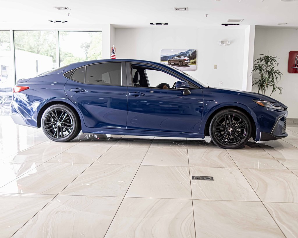 2025 TOYOTA CAMRY - Image 9