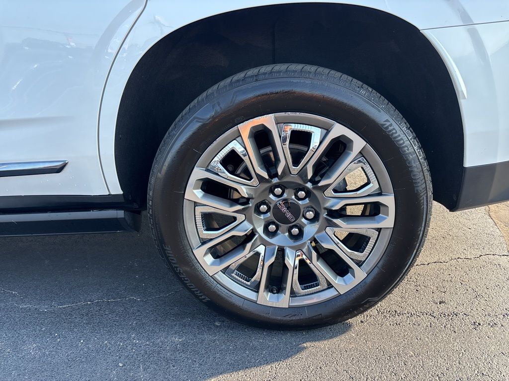 2023 Gmc Yukon Denali Ultimate photo 9