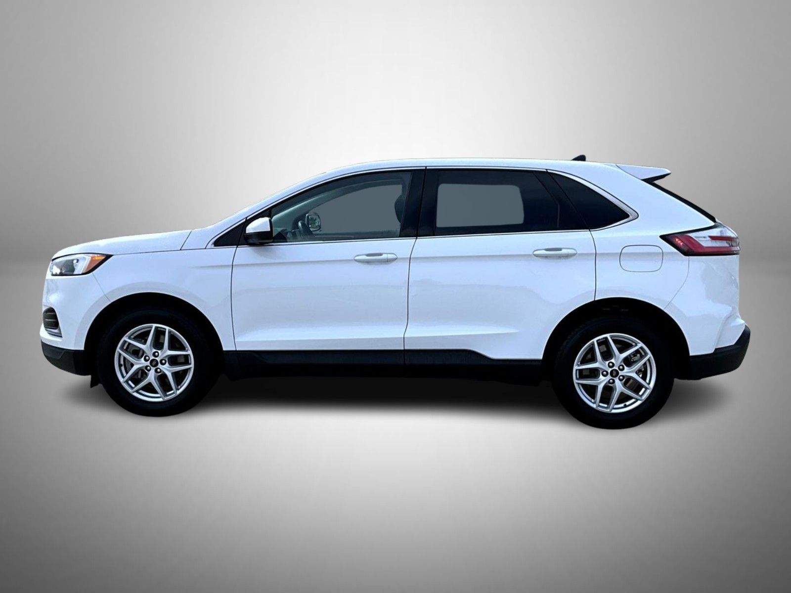 2024 Ford Edge SEL photo 8