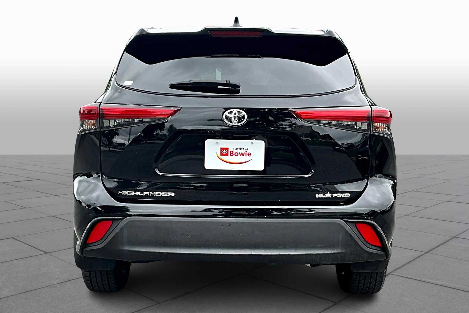 2022 Toyota Highlander XLE photo 4