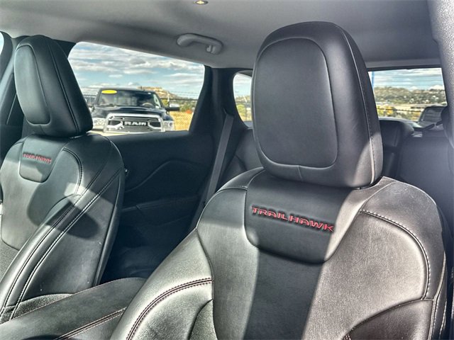 2020 Jeep Cherokee Trailhawk photo 12