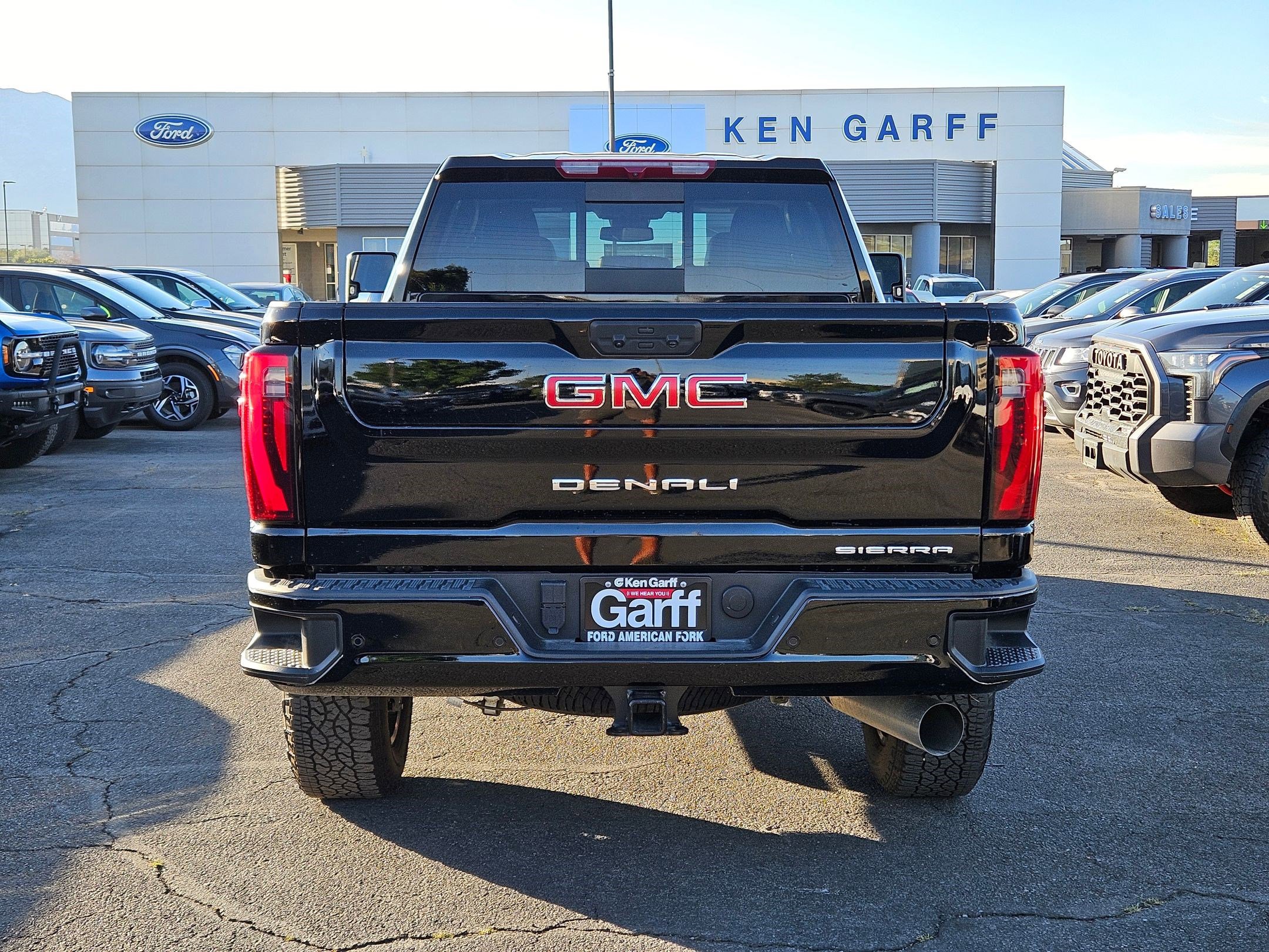 2024 Gmc Sierra HD Denali photo 4
