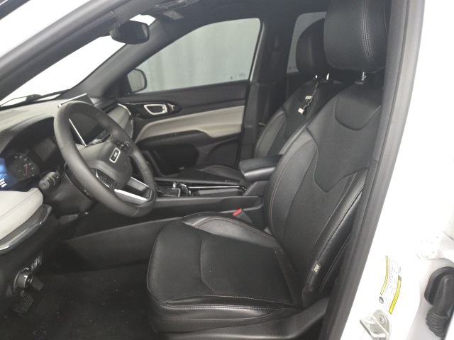 2023 Jeep Compass Limited photo 4
