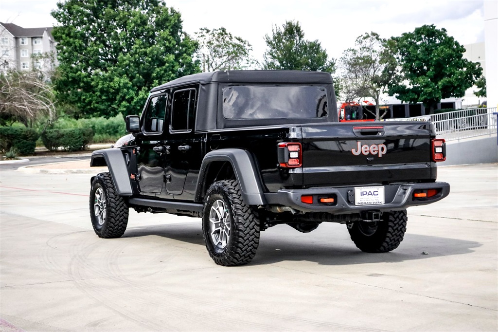 2025 Jeep Gladiator Mojave photo 4