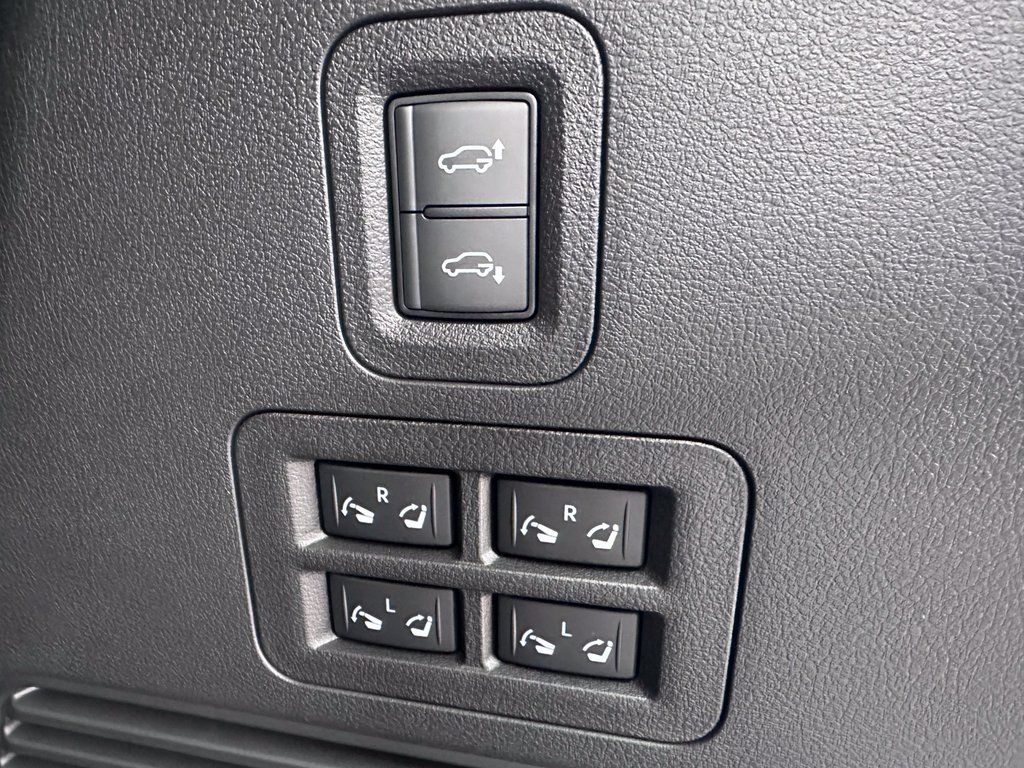 2025 Infiniti QX80 Luxe photo 29