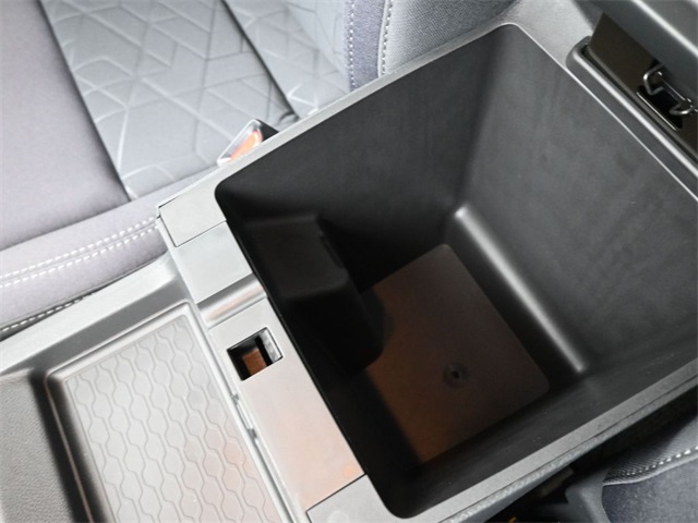 2026 Nissan Frontier SV photo 4