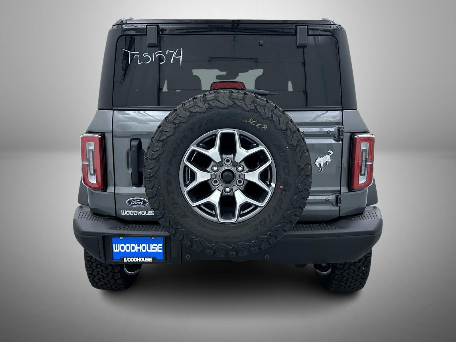 2025 Ford Bronco Badlands photo 6