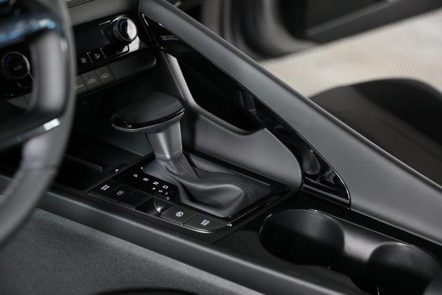 2025 Hyundai Elantra Hybrid SEL Sport photo 14