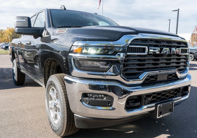 2026 Ram 3500 Big Horn photo 4