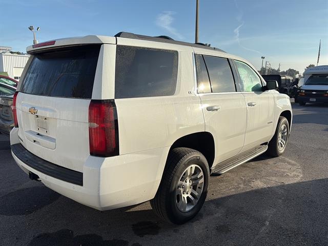 2020 Chevrolet Tahoe LT photo 4