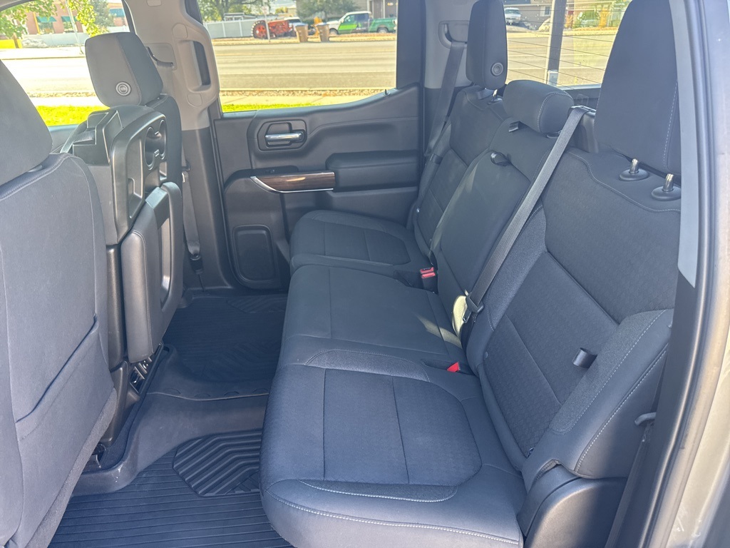 2020 Chevrolet Silverado 1500 RST photo 21