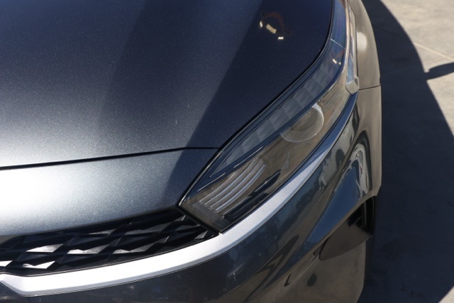 2023 Kia Forte LXS photo 9