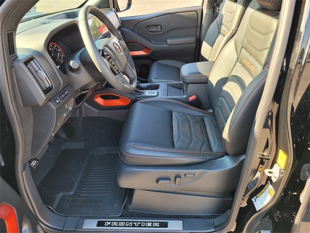 2026 Nissan Frontier Crew Cab PRO-4X photo 11