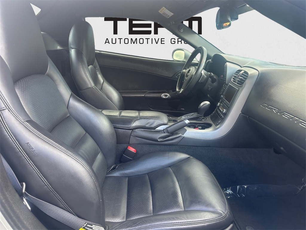 2006 Chevrolet Corvette Base photo 24