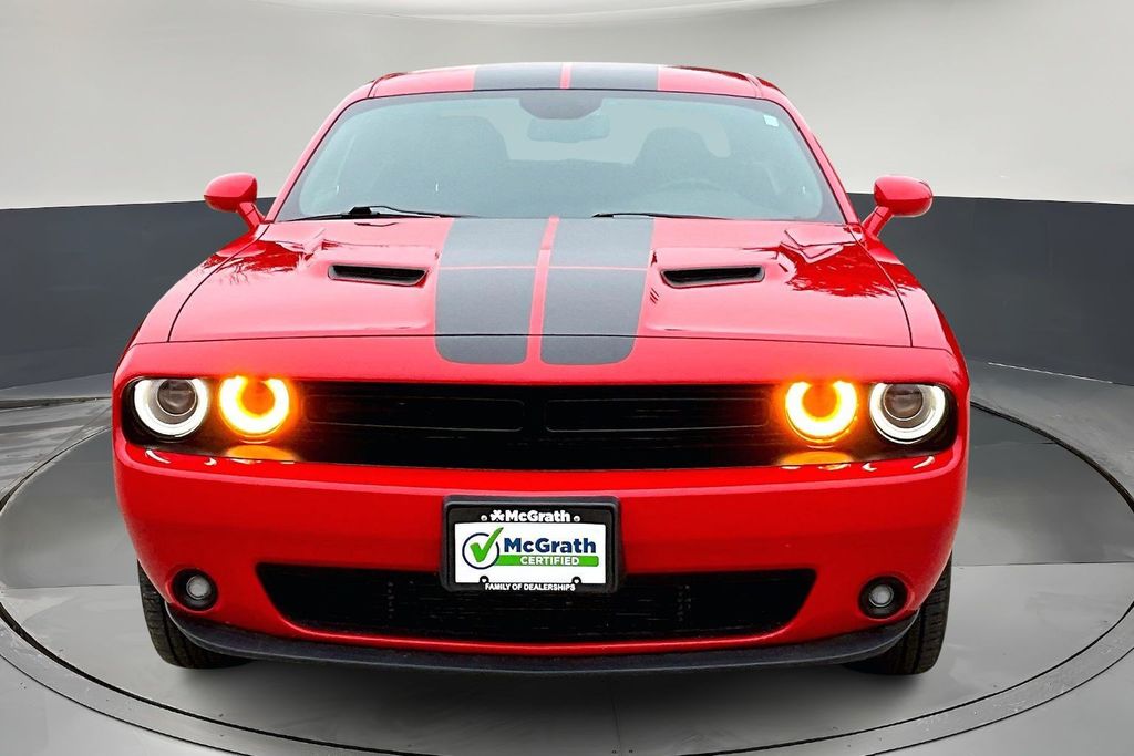 2023 Dodge Challenger SXT photo 2