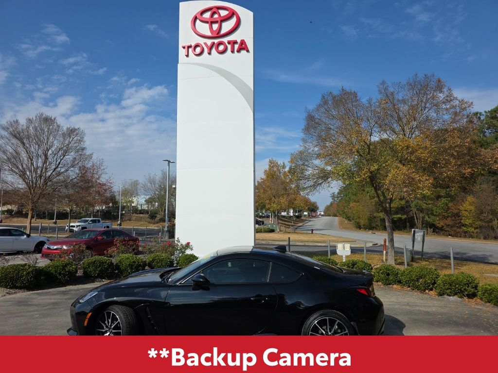 2023 Toyota GR86 Base photo 3