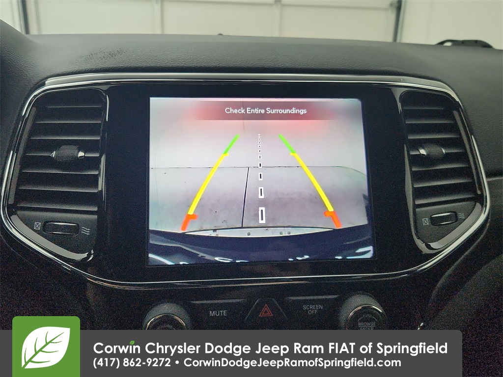 2020 Jeep Grand Cherokee Altitude photo 8