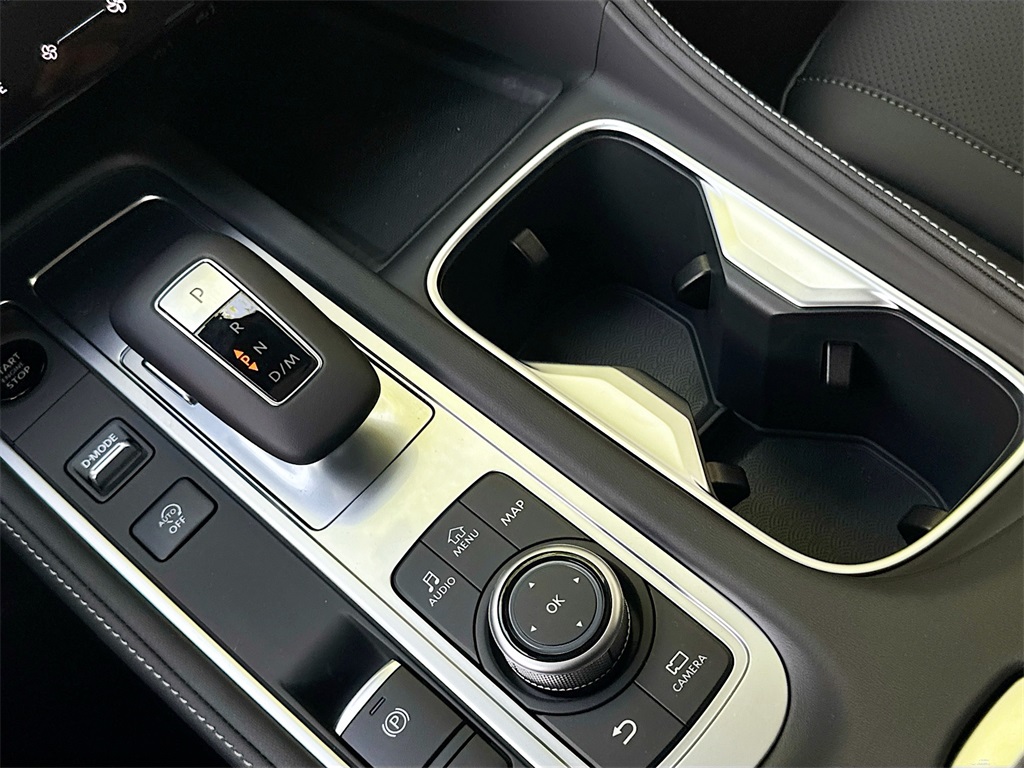 2026 Infiniti QX60 Luxe photo 15