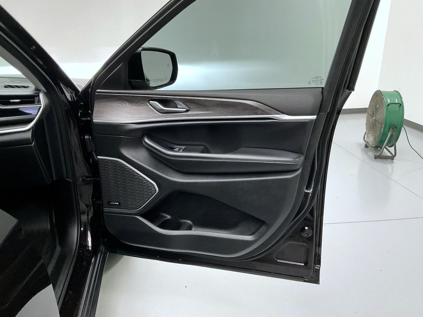 2022 Jeep Grand Cherokee Limited photo 14