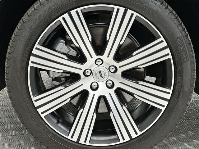 2023 Volvo XC90 Recharge Plus photo 2