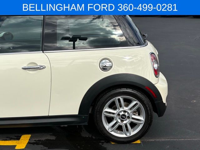 2012 Mini Cooper Hardtop S photo 9