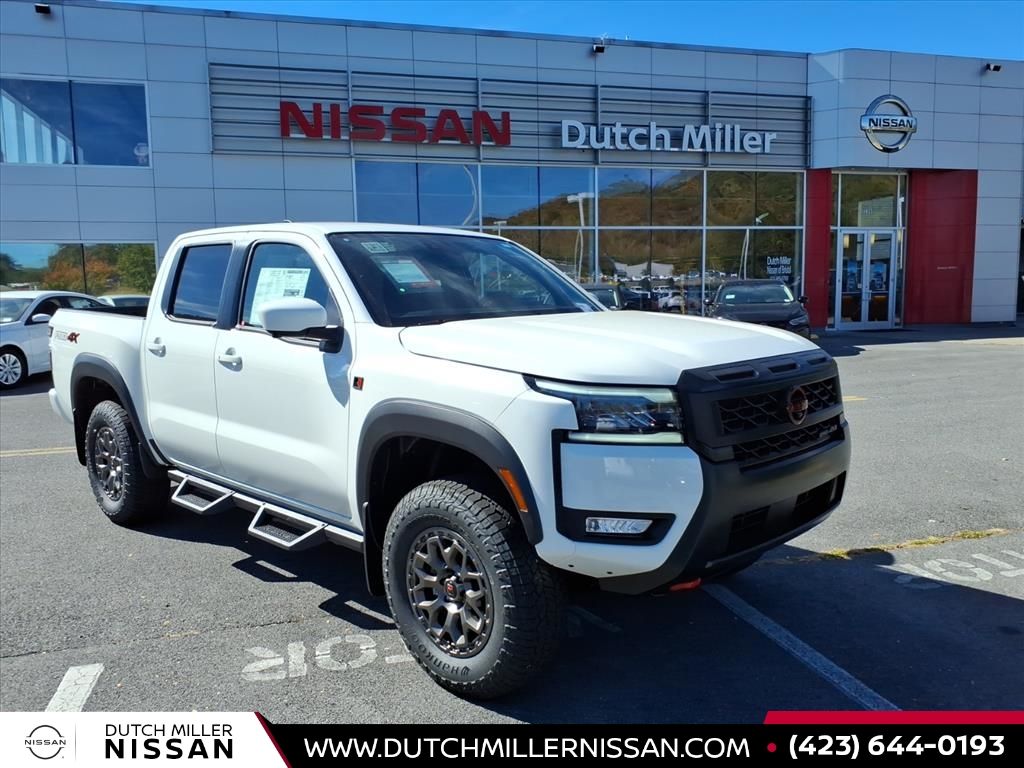 2026 Nissan Frontier PRO-4X's photo