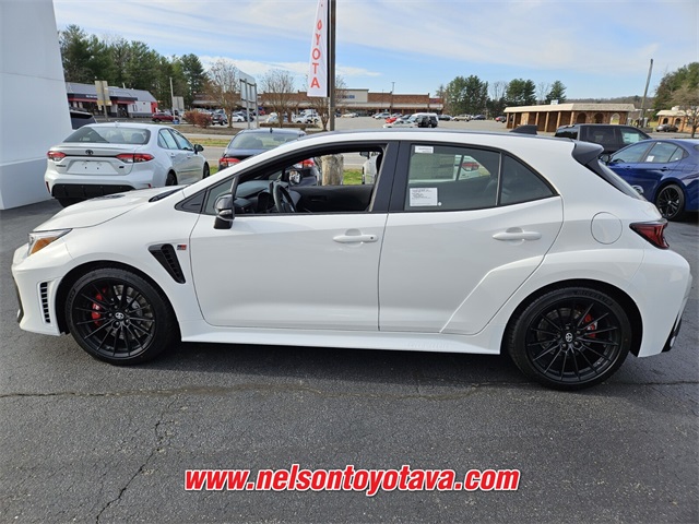2025 Toyota Corolla GR Premium photo 4