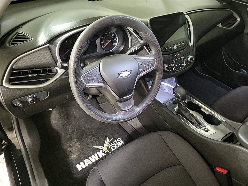 2022 CHEVROLET MALIBU - Image 9