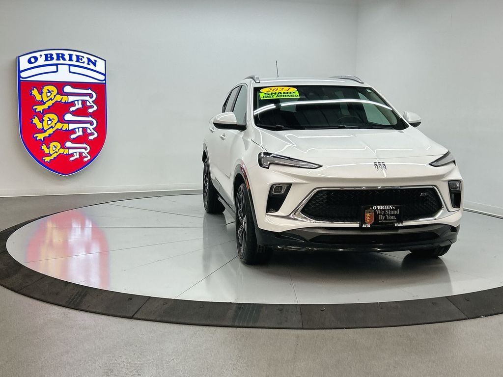 2024 Buick Encore GX Sport Touring's photo