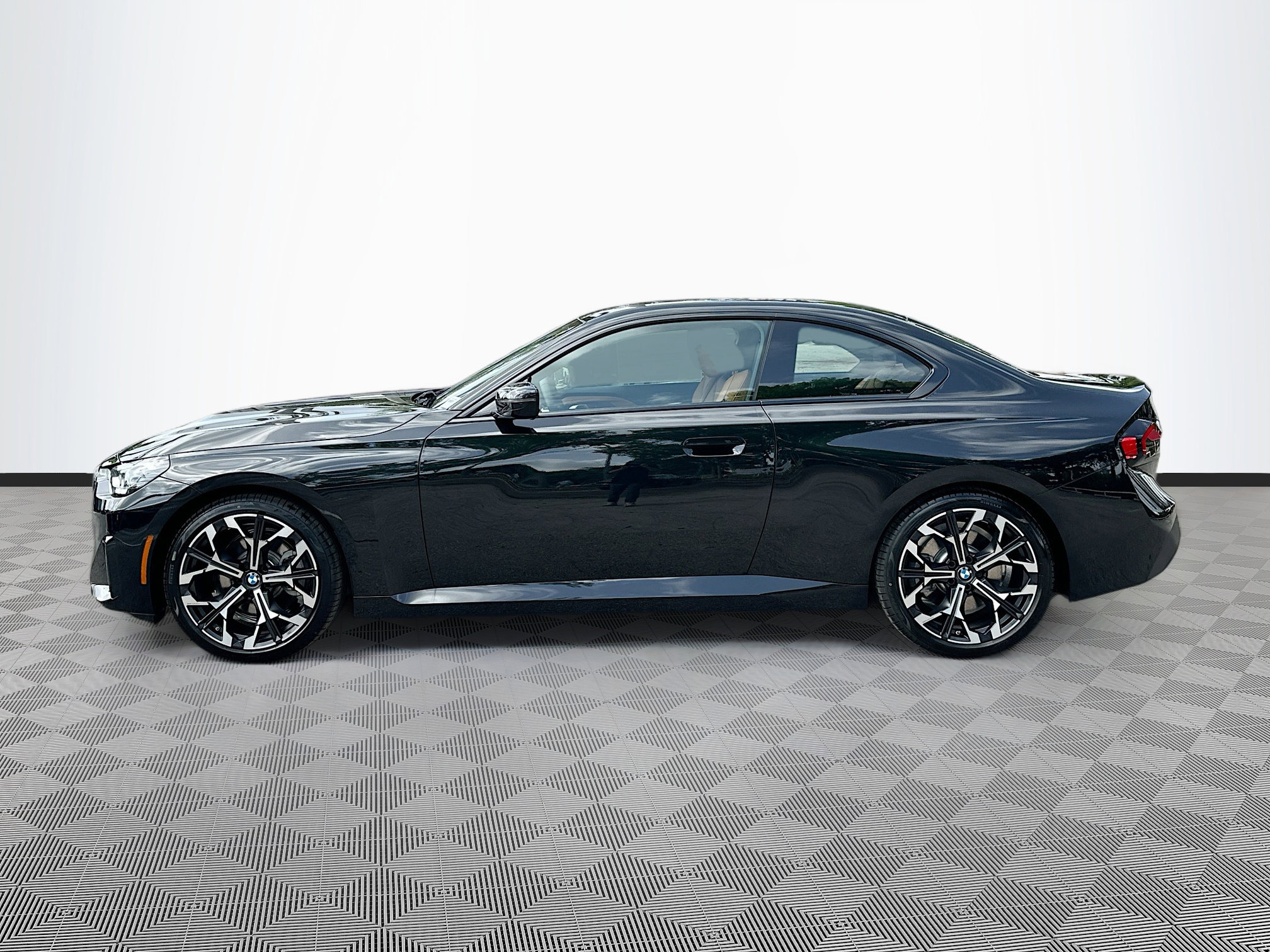 2025 Bmw 230i photo 4