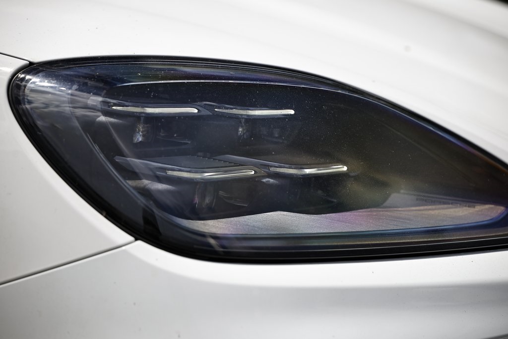 2025 Porsche Cayenne S E-Hybrid photo 17