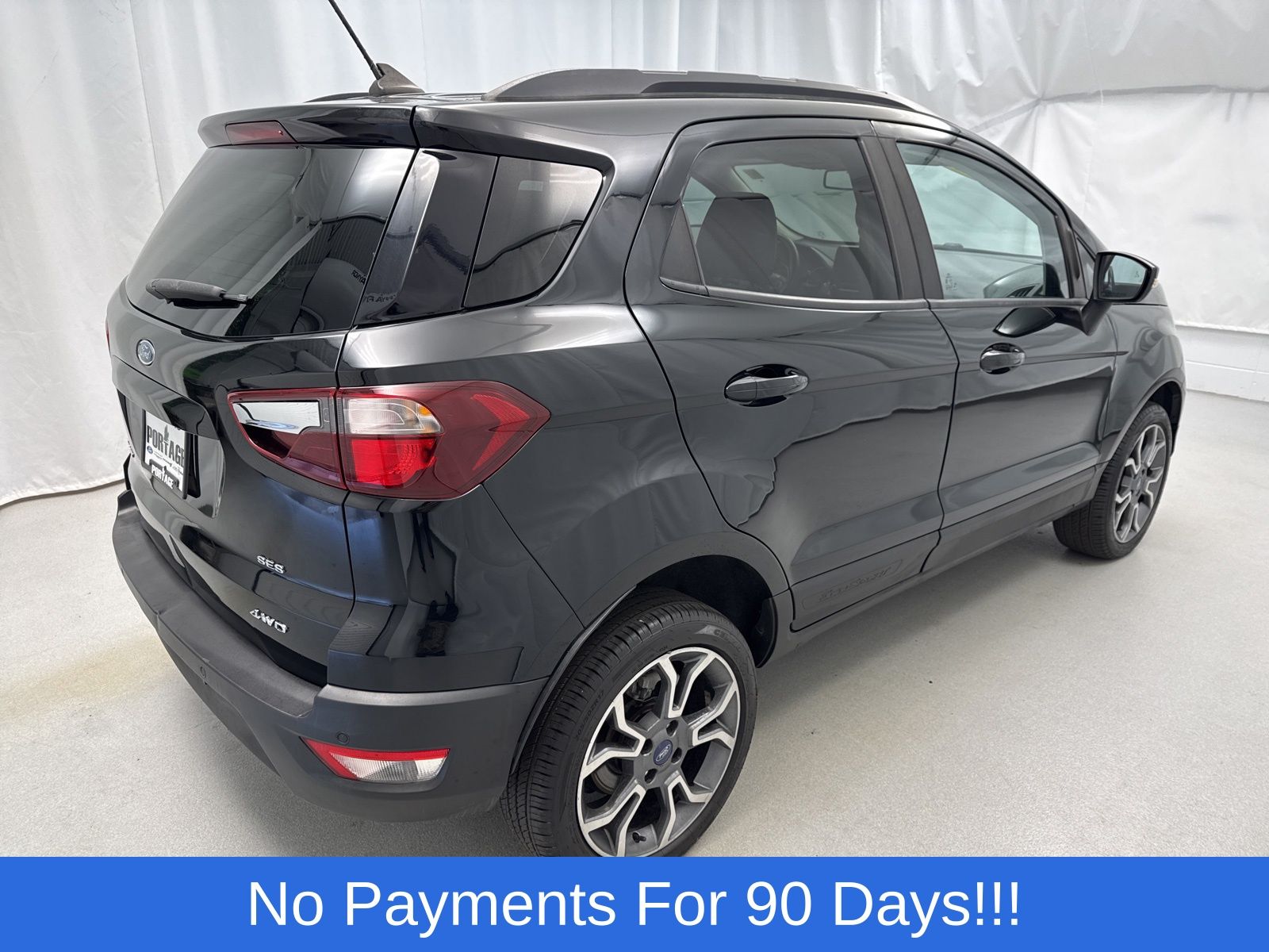 2020 Ford EcoSport SES photo 2