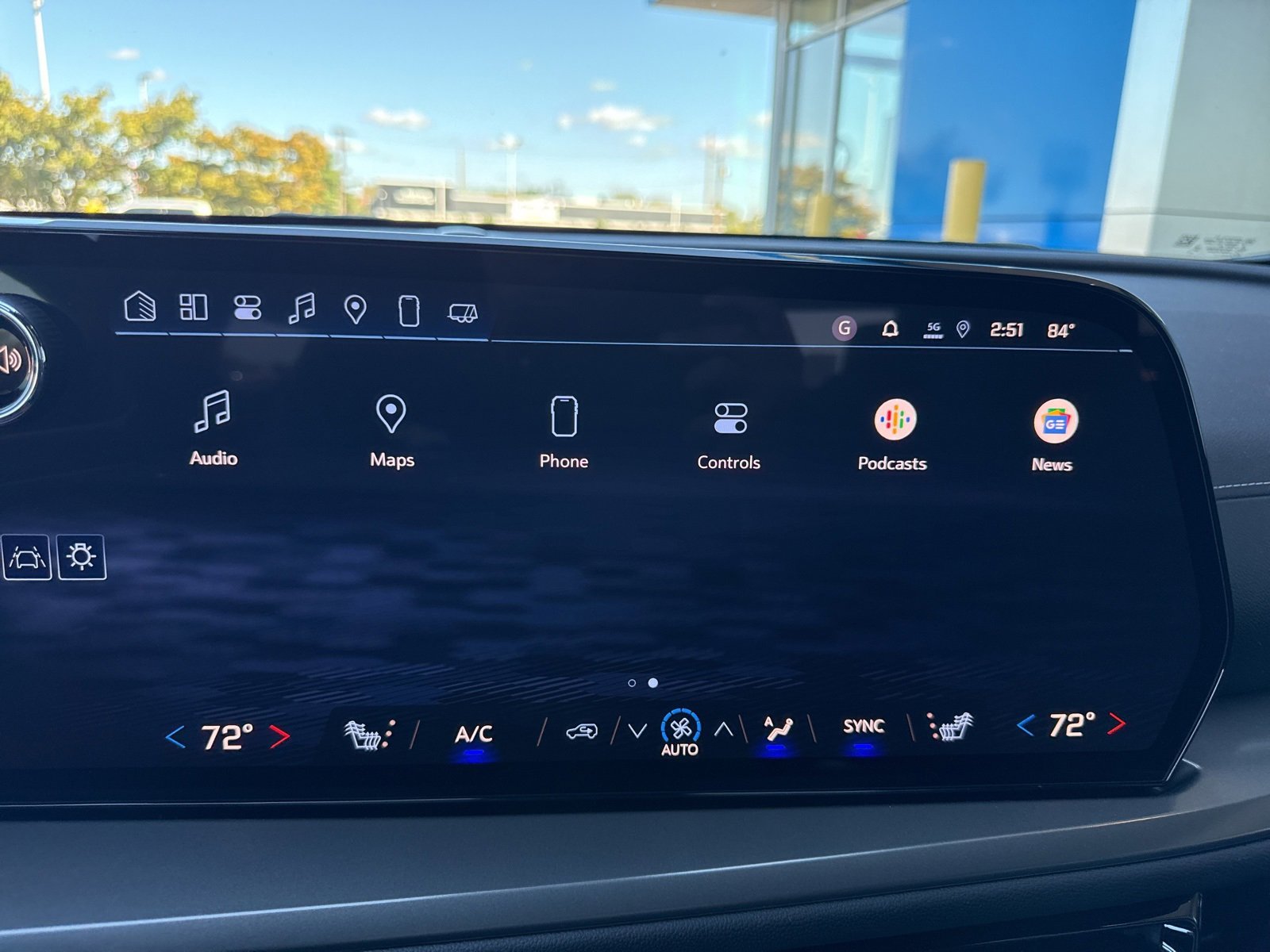 2025 Chevrolet Traverse photo 20