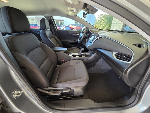 2023 Chevrolet Malibu 1LT photo 28