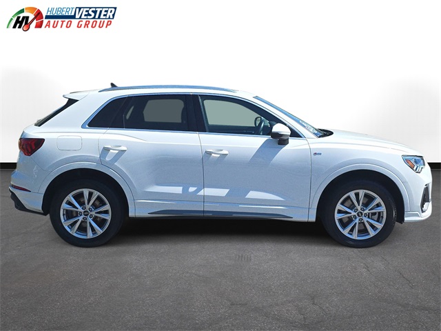 2024 Audi Q3 Premium S line photo 2