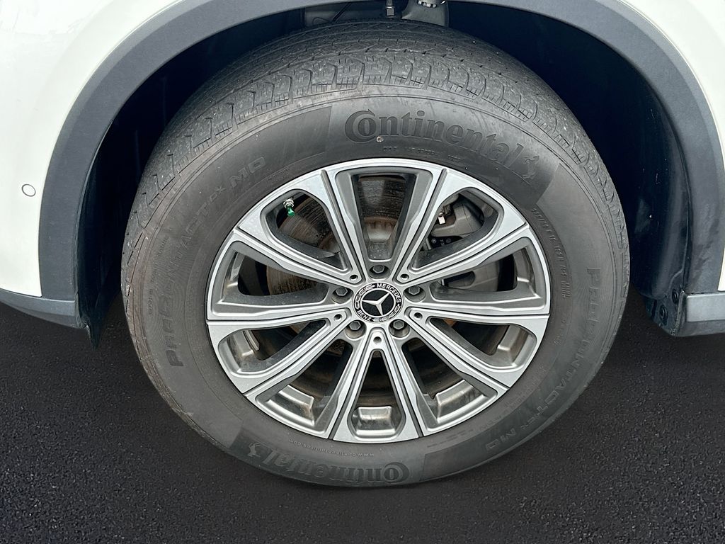 2024 Mercedes Benz GLC 300 photo 31