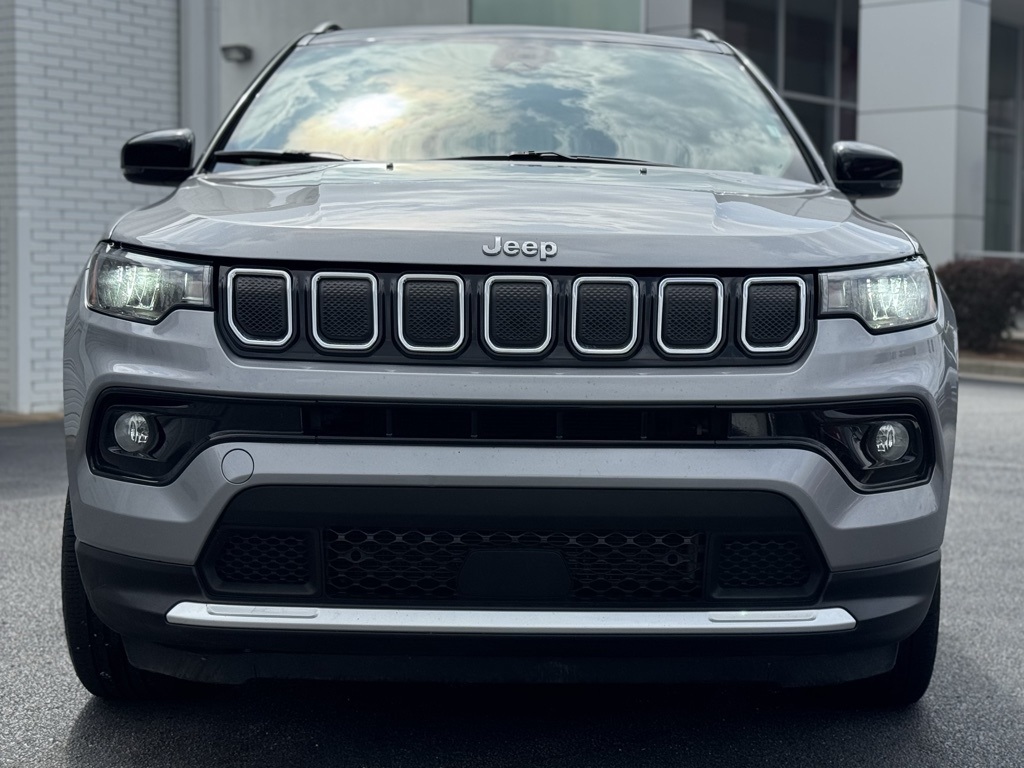 2022 Jeep Compass Limited photo 3