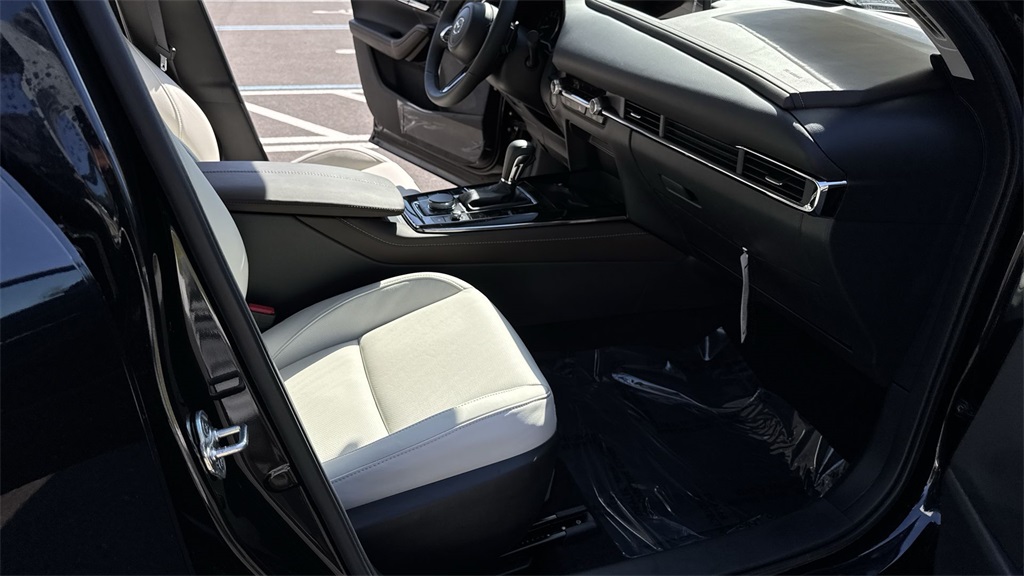 2024 Mazda CX-30 2.5 S Premium photo 32