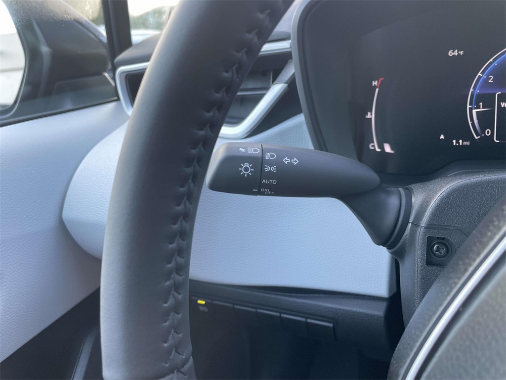2026 Toyota Corolla SE photo 22