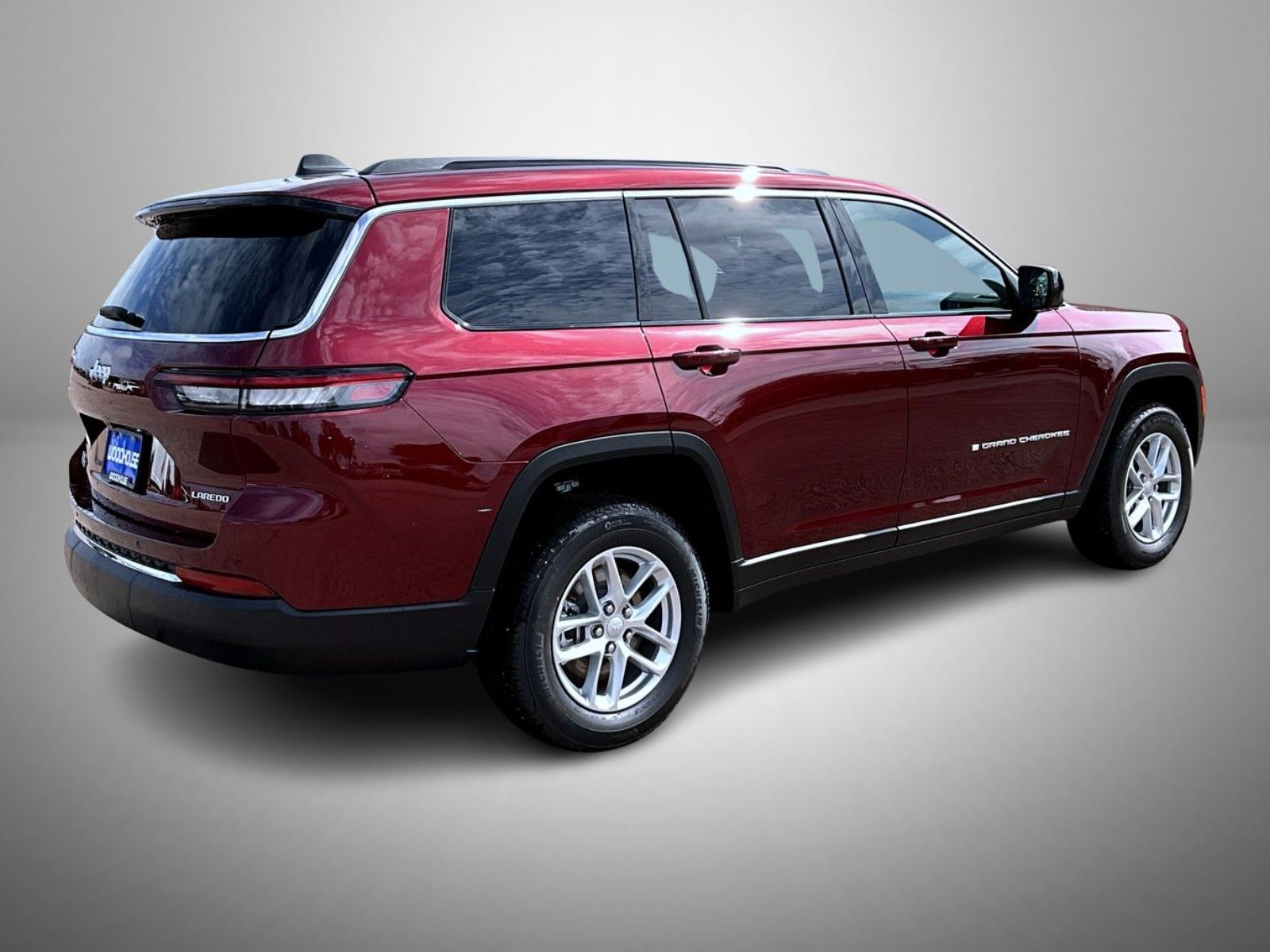 2025 Jeep Grand Cherokee Laredo photo 5