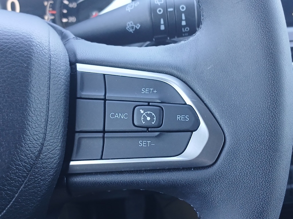 2023 Jeep Compass North Edition Latitude photo 15