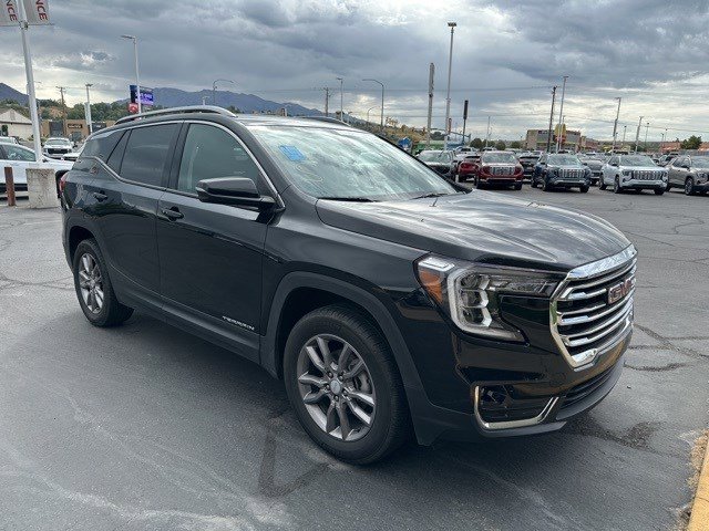2024 Gmc Terrain SLT photo 3