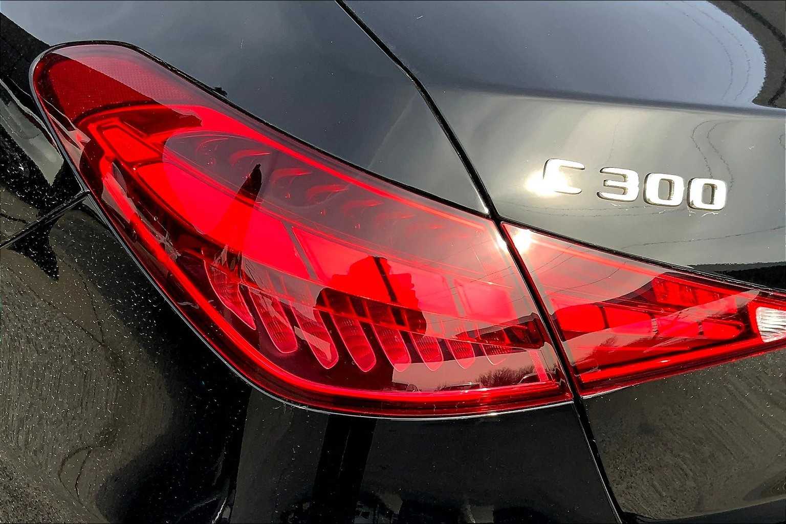 2025 Mercedes Benz C 300 photo 6