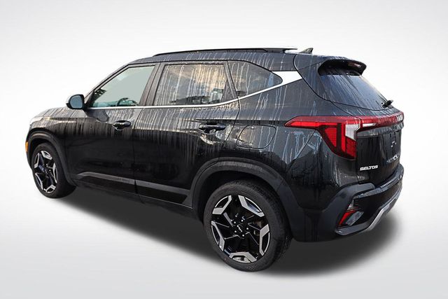 2024 Kia Seltos SX photo 3