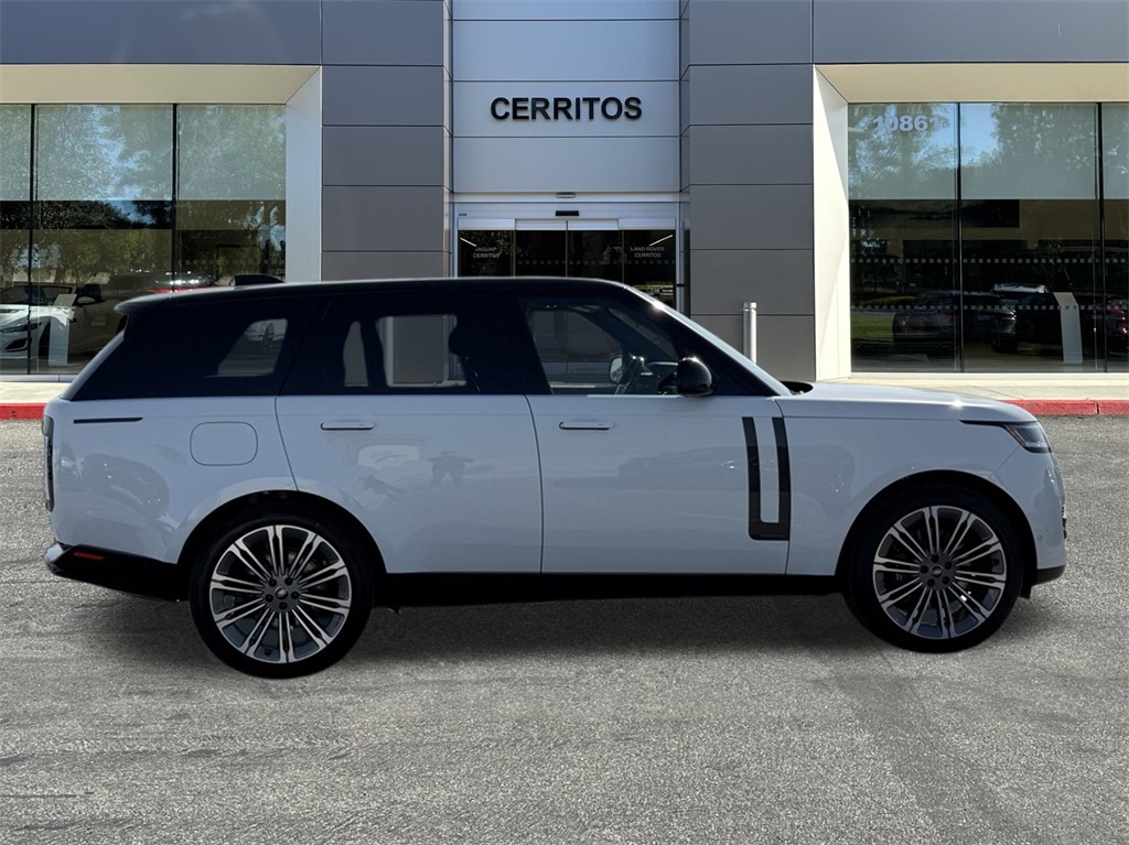 2025 Land Rover Range Rover Autobiography photo 4