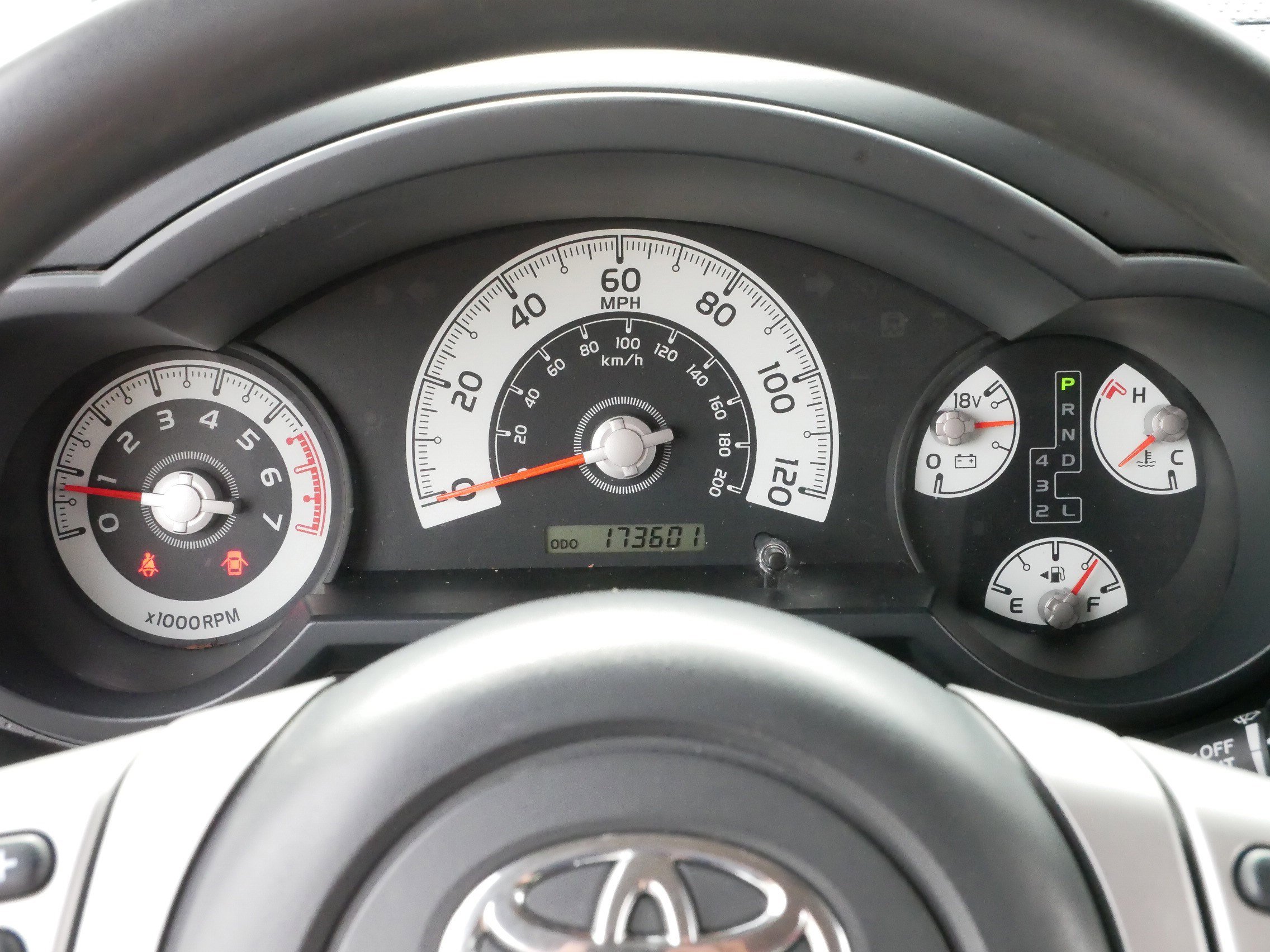 2014 Toyota FJ Cruiser Trail Teams Special Edition photo 19