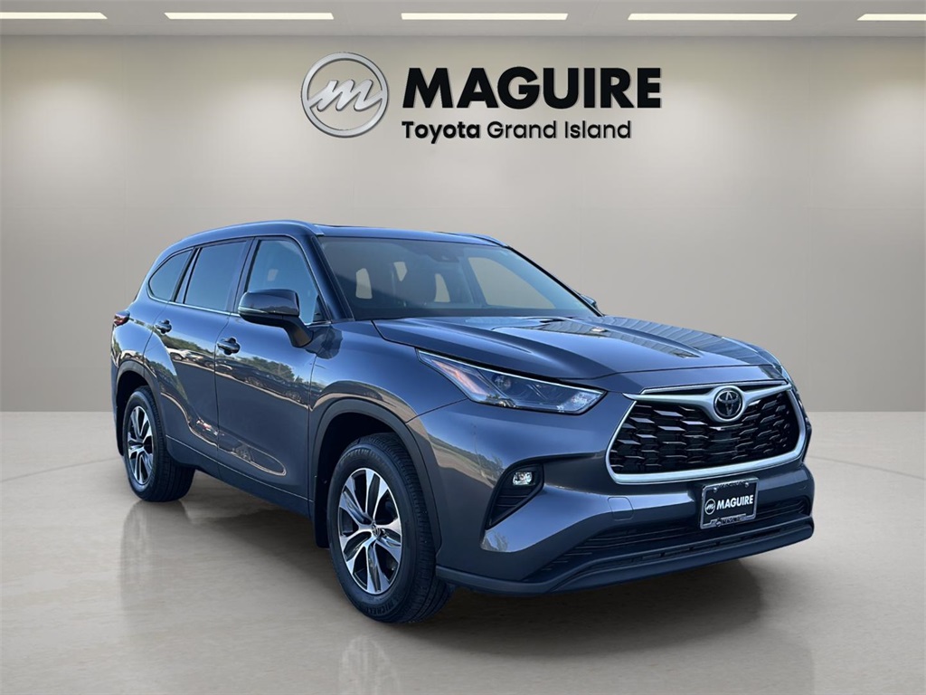 2023 Toyota Highlander XLE photo 6