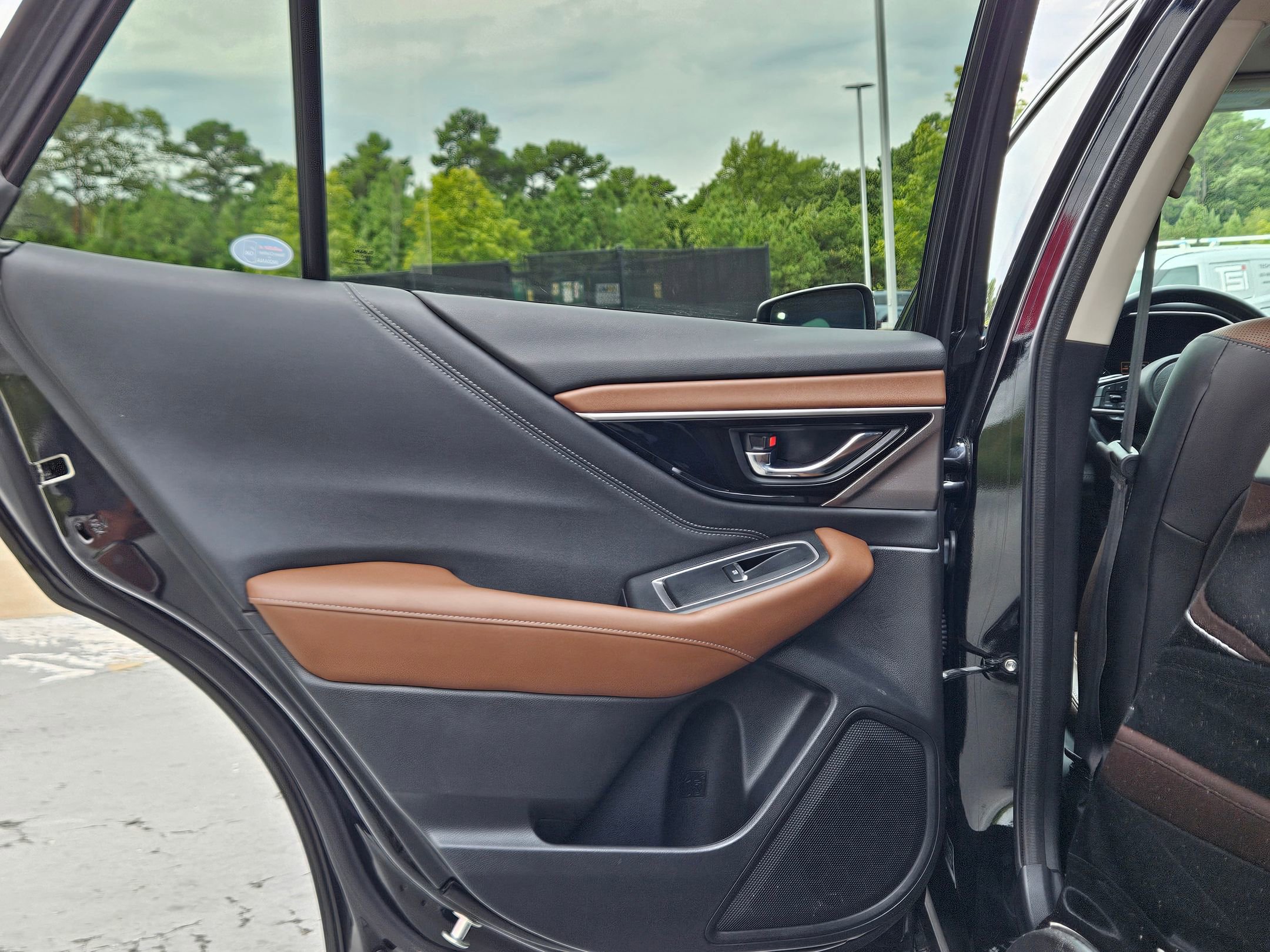 2022 Subaru Outback Touring photo 14