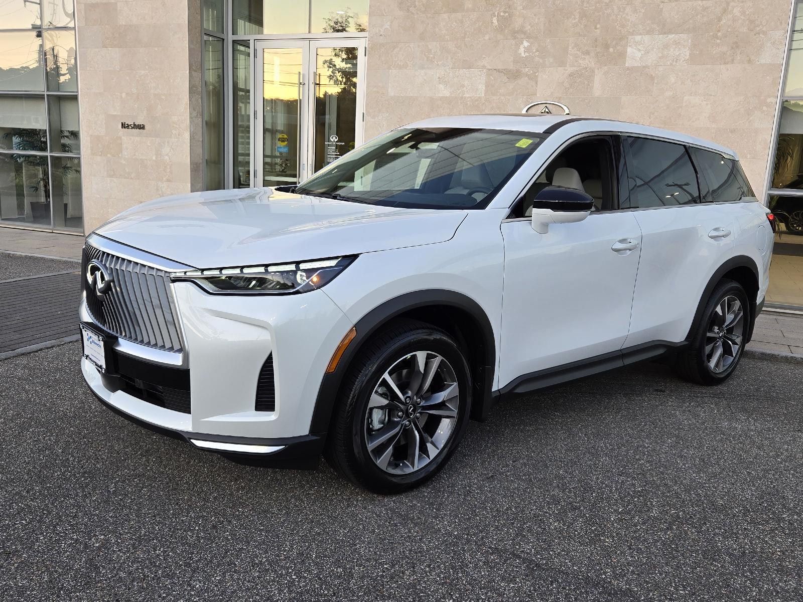 2026 Infiniti QX60 Pure AWD photo 2