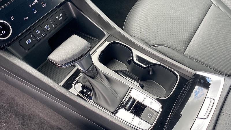 2025 Hyundai Santa Cruz SEL photo 45